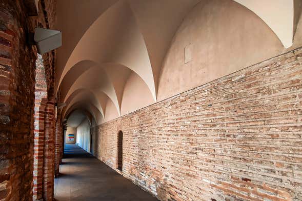 Visita guiada pelo mosteiro de Santa María de las Cuevas